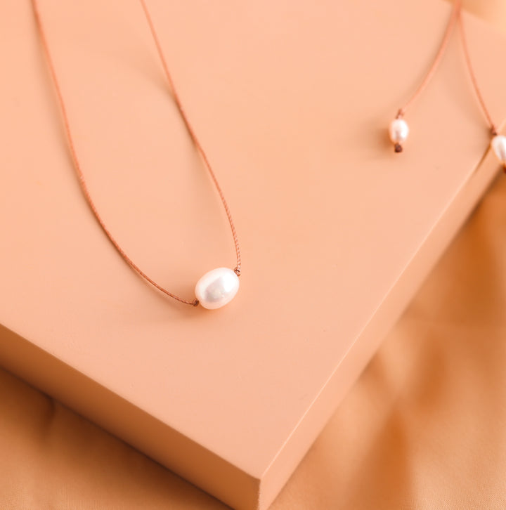 Minimalist Freshwater Pearl Necklace