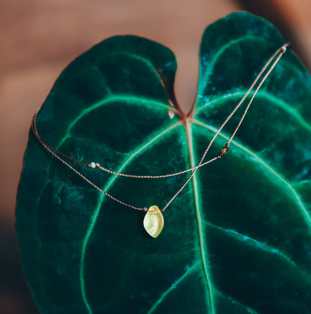 ELVEN Leaf Pendant Layered Choker