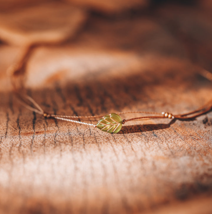 Whimsy Green Leaf Choker Necklace