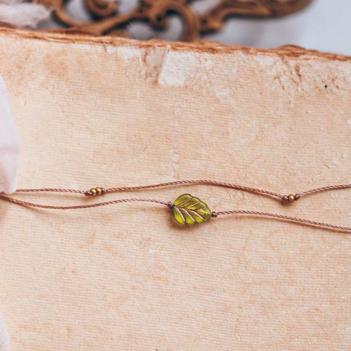 Whimsy Green Leaf Choker Necklace