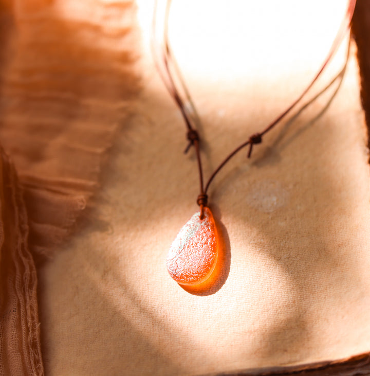 Peachy Iridescent Pendant Necklace