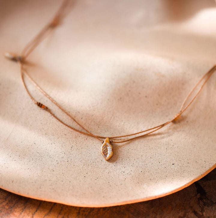 Rustic Beige Leaf Layered Choker