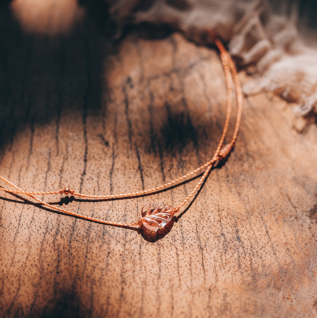 BELLA ROSE Leaf Layered Choker Necklace