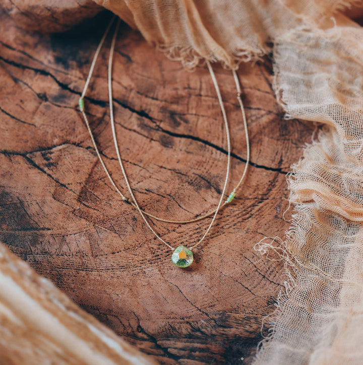 ELYSIUM Iridescent Green Drop Layered Choker Necklace