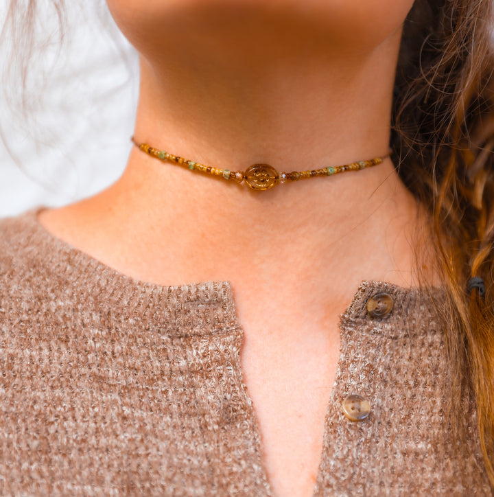 Vintage Vibes Beaded Flower Necklace