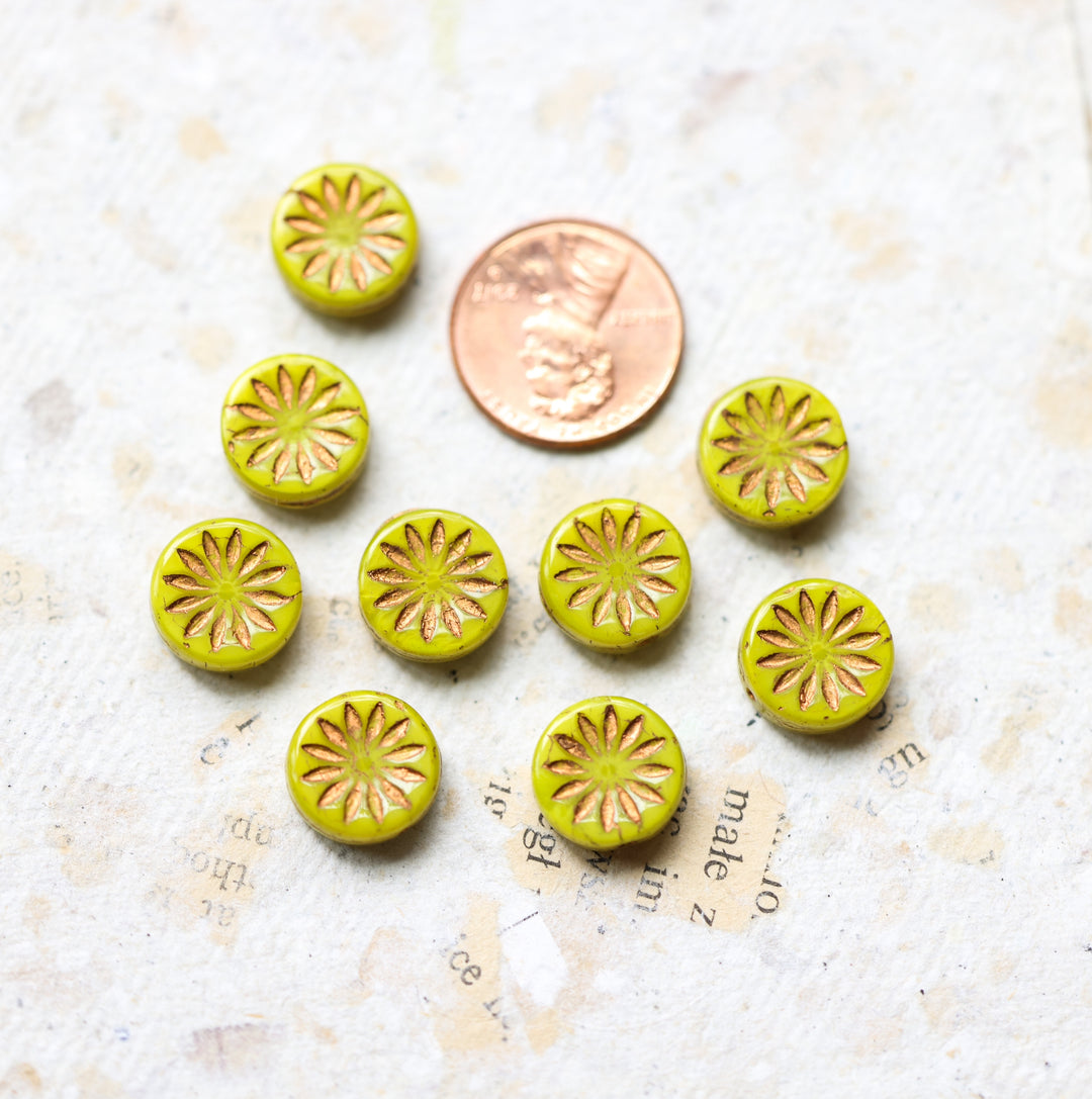 MEADOW Green Flower Coin Layered Necklace