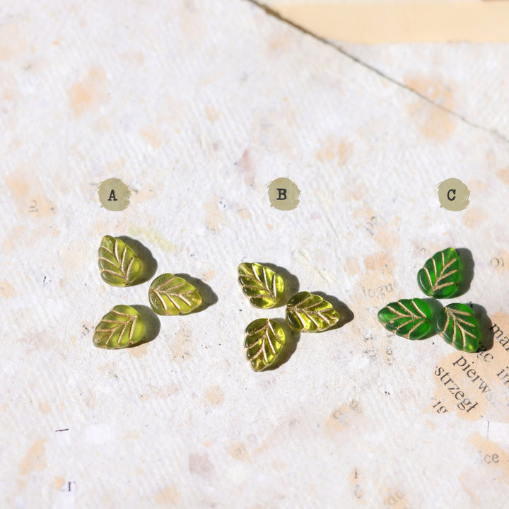 Whimsy Green Leaf Choker Necklace