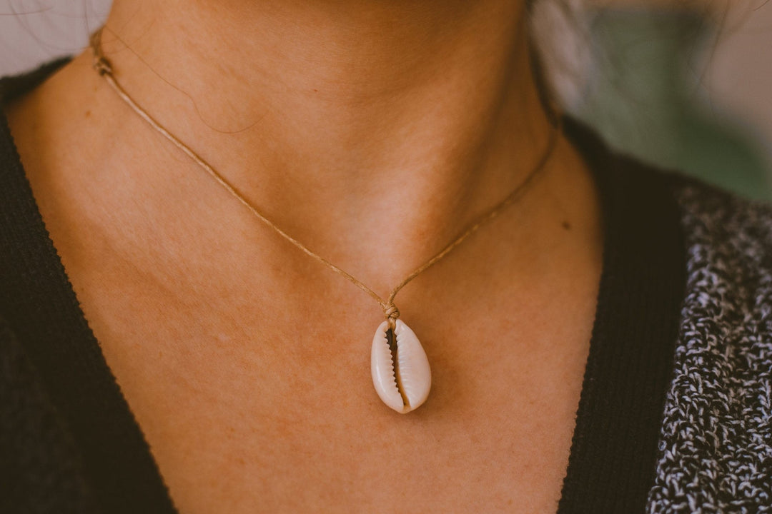 Cowrie Shell Necklace - SAME SUN CO