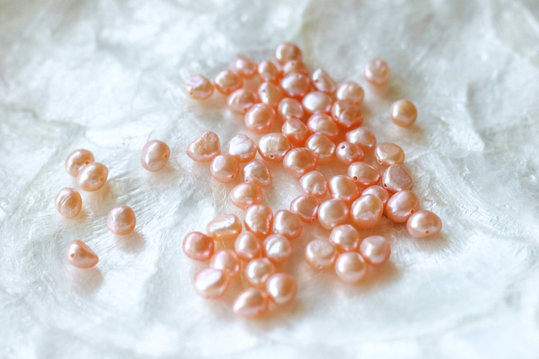 Dainty Pink Freshwater Pearl Choker - SAME SUN CO