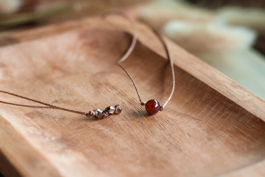 Dainty Red Garnet Choker - SAME SUN CO