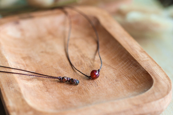 Dainty Red Garnet Choker - SAME SUN CO