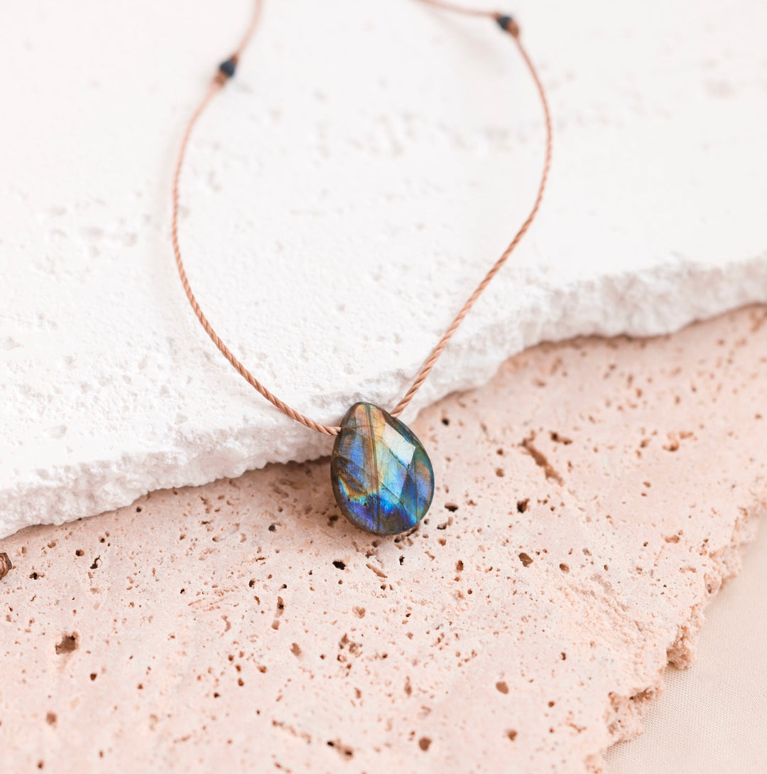 Labradorite Teardrop Pendant Necklace - SAME SUN CO