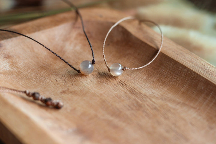 Silvery Peach Moonstone Choker - SAME SUN CO