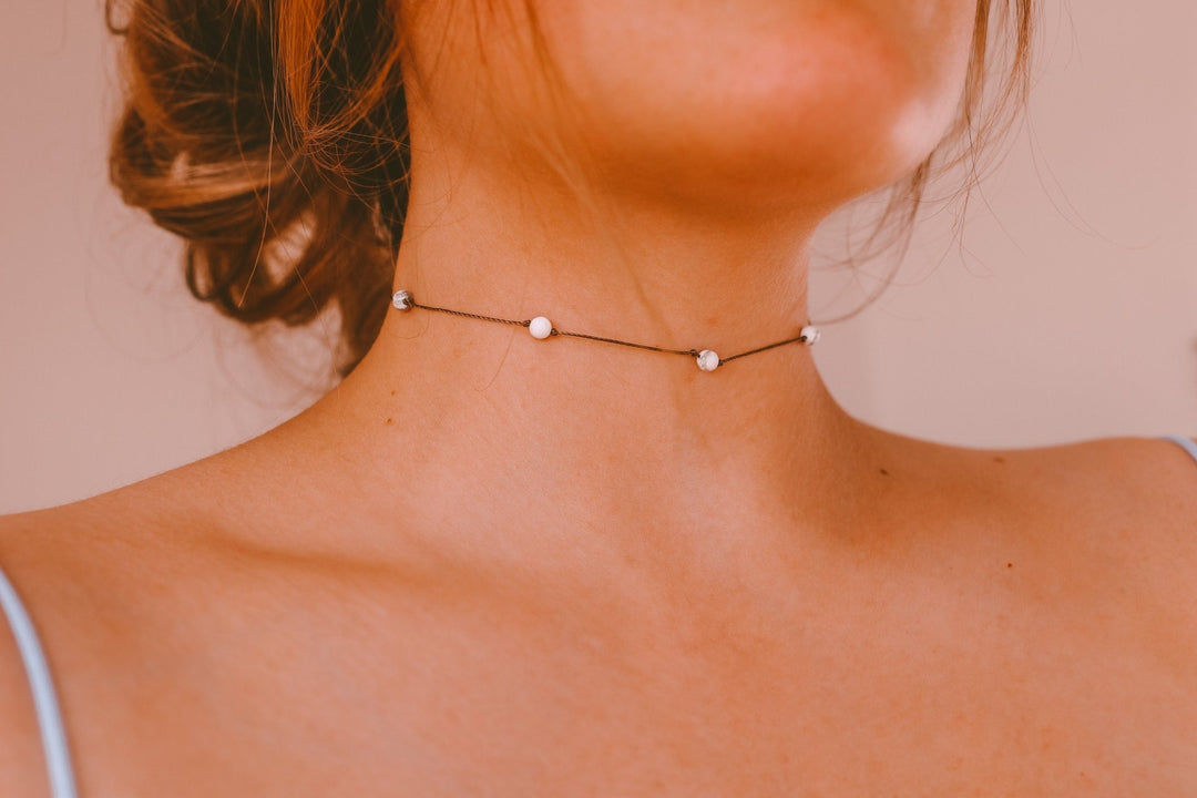 White Howlite Beaded Choker - SAME SUN CO